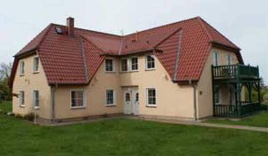 Landsitz Ruegen Apartment Глове Екстериор снимка